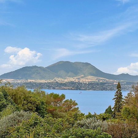 Lofty Lakeviews - Acacia Bay Holiday Home 陶波 外观 照片